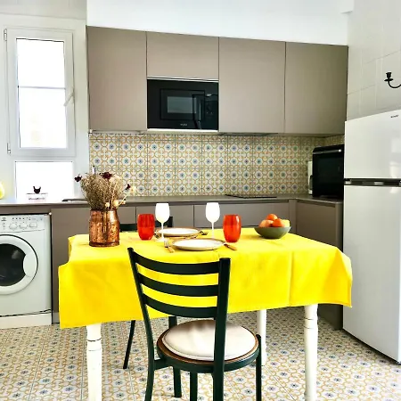 Petit Dans Maison Daire *
