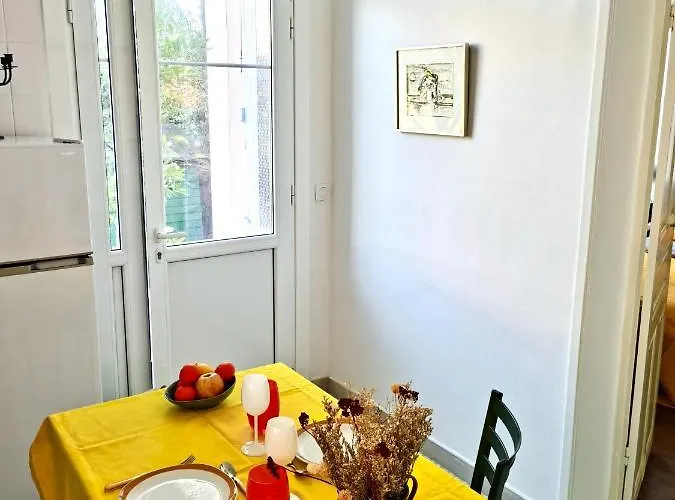 Petit Dans Maison Bayonne