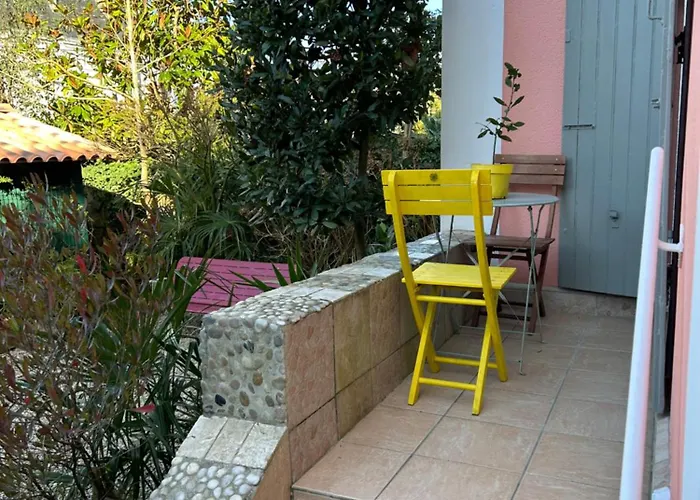 Petit Dans Maison * Bayonne